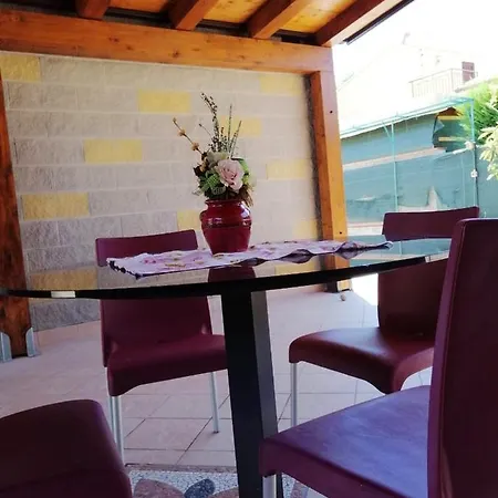 Cosy House With Garden In Piana Calzata Pleasant Climate Dom wakacyjny *