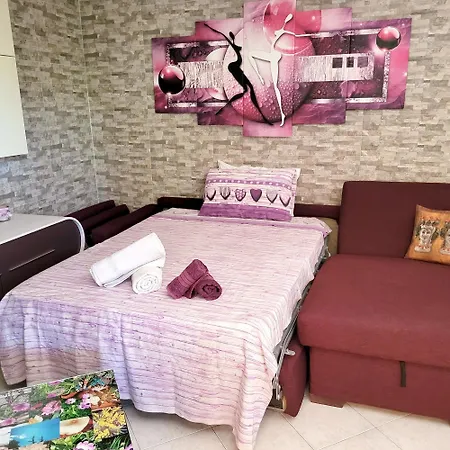 Dom wakacyjny Cosy House With Garden In Piana Calzata Pleasant Climate